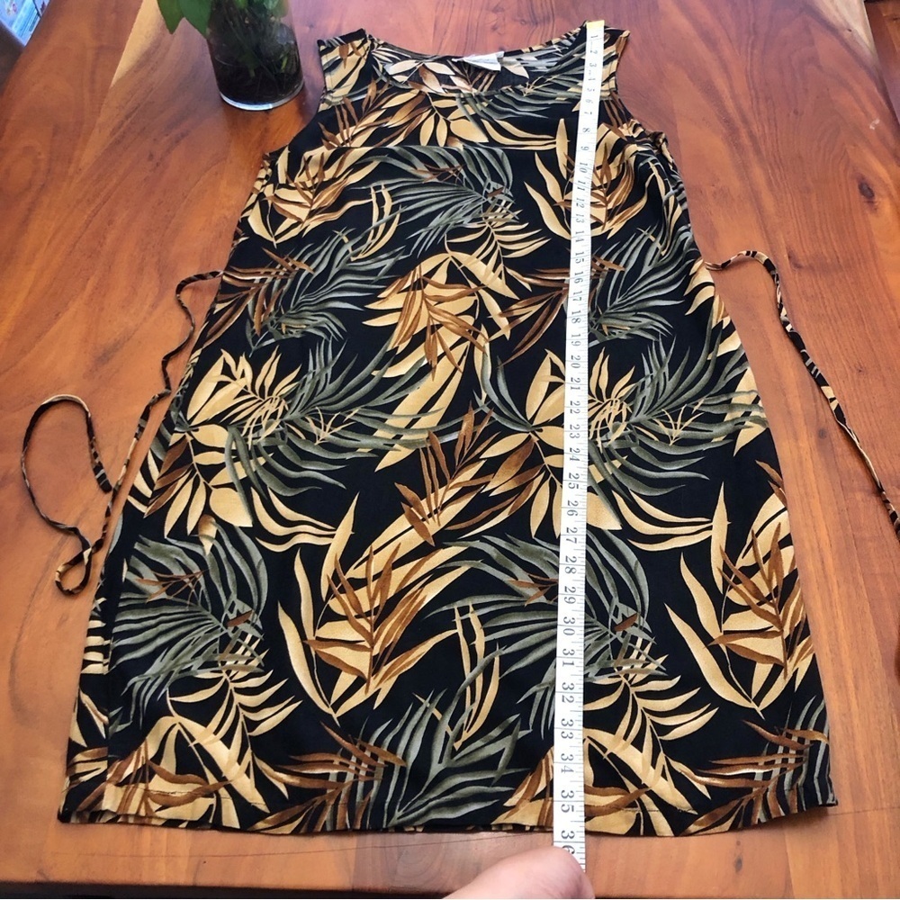 Vintage Tradition Tropical Floral Pattern Artsy Sleeveless Midi Dress. US 10. - Picture 8 of 11